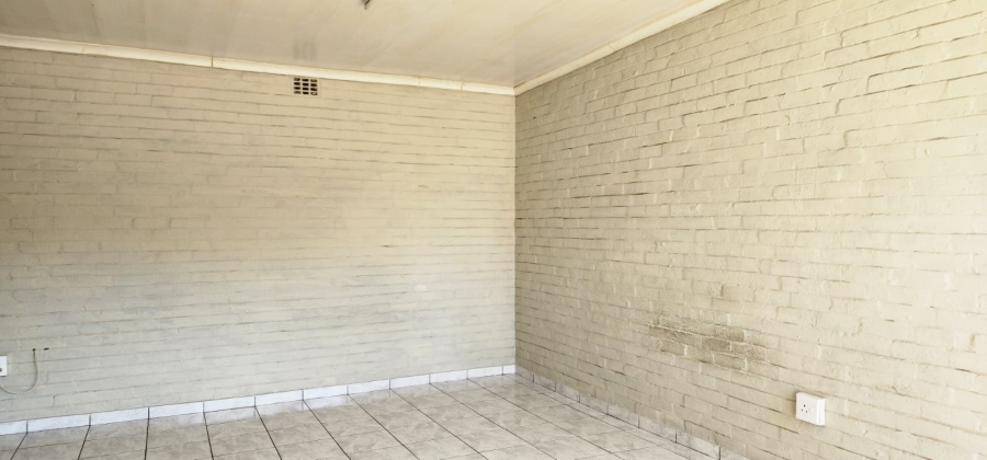 4 Bedroom Property for Sale in Elandia North West